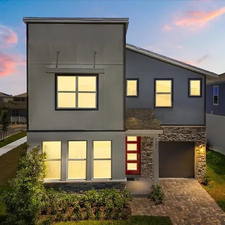 7 Bedrooms - 4,5 Bathrooms - Solara 2347Cs